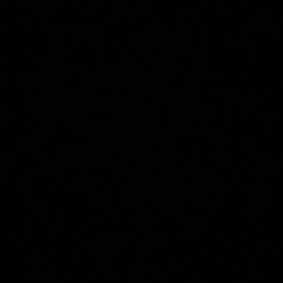 Meet your Posher, Anahi - Picture 1 of 1